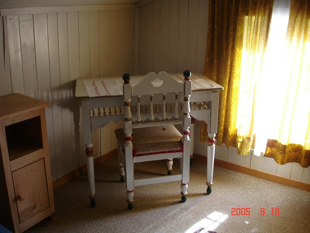 דירות דיסנטיס Casa Schuoler מראה חיצוני תמונה